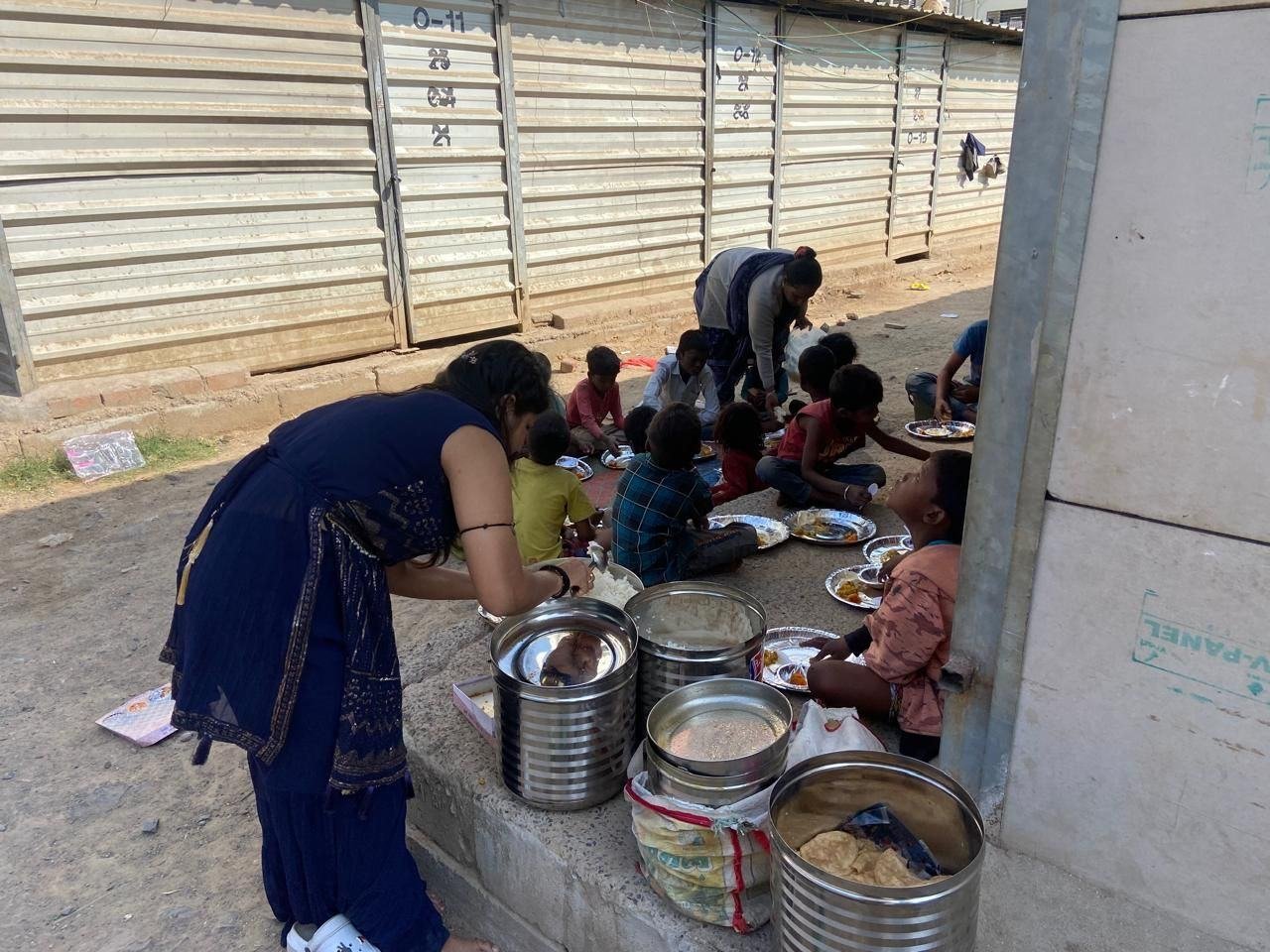 Evening meal service — Hunger Relief